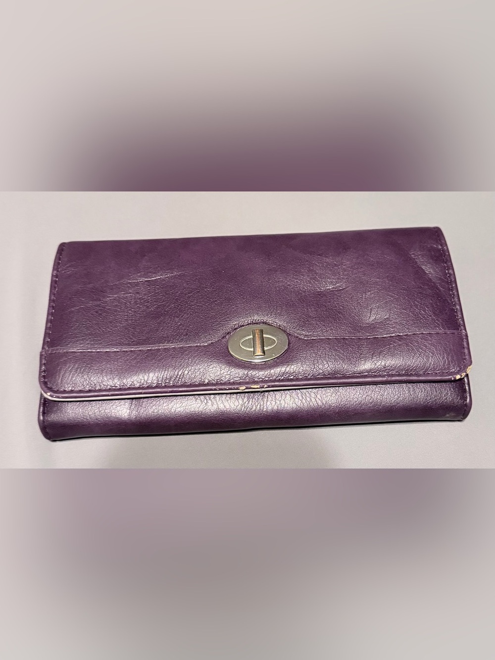 Purple Leather Clutch Wallet - Multiple Compartments